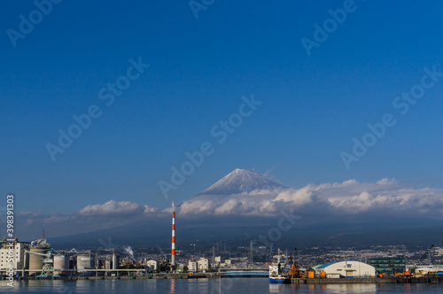 田子の浦からの富士山
