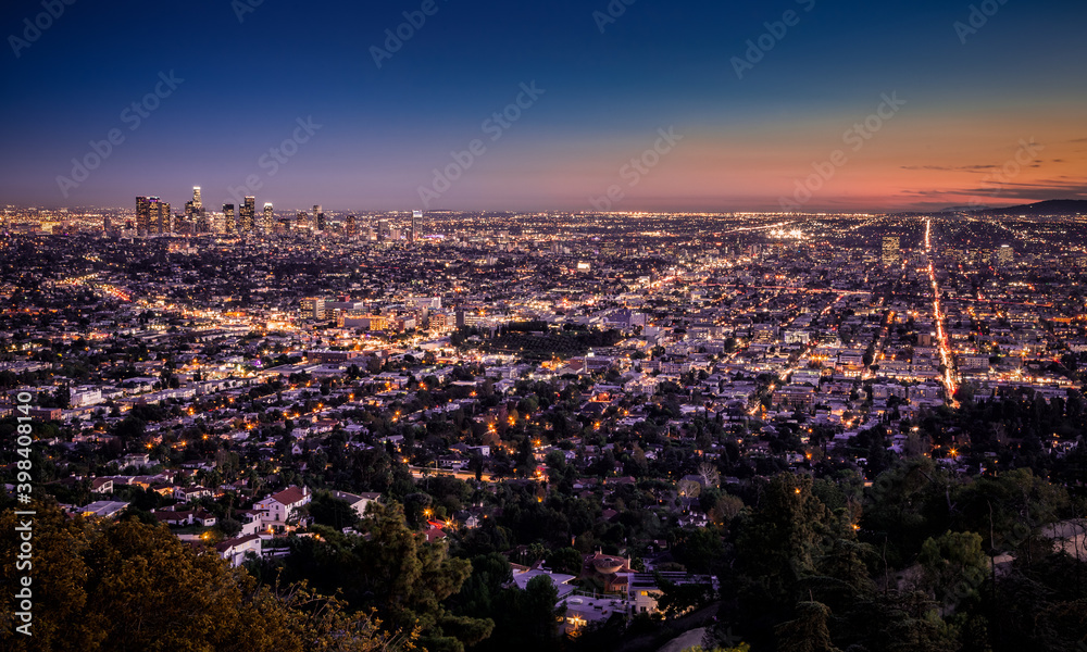 Obraz premium Los Angeles Cityscape at Dusk