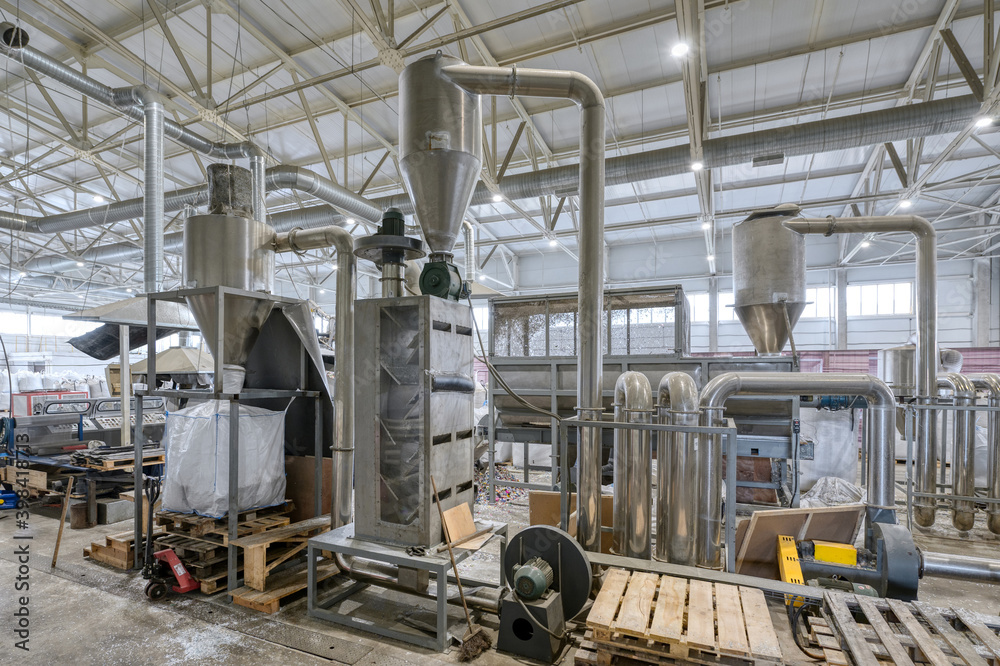 Extruder for the production of plastic granules from waste plastic bottles. Extruder for the production of plastic granules from waste plastic bottles.