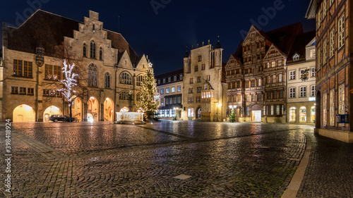 Marktplatz mit Rathaus in Hildesheim