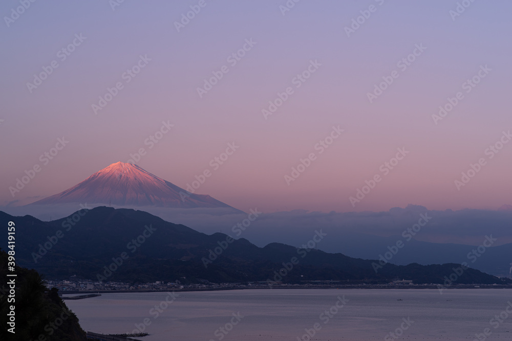 夕暮れのさった峠