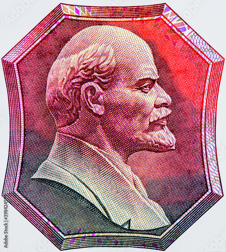 Bust of Vladimir Ilyich Lenin (Ulyanov), Portrait from Russia 500 Roubles 1992 Banknotes . photo