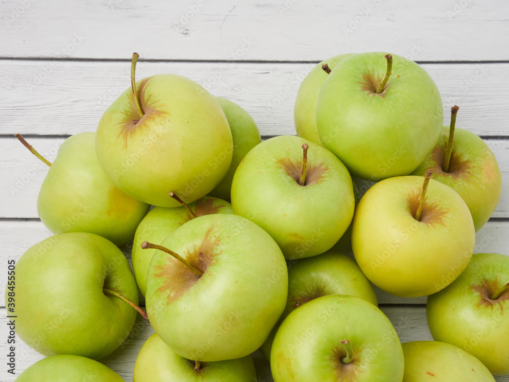 Apple on white table background, green Apple fruit background. natural fresh products. Apple on white table background, green Apple fruit background. natural fresh products.