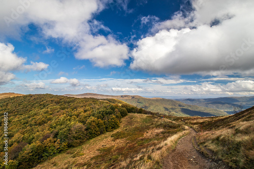Fototapeta Naklejka Na Ścianę i Meble -  Autumn in the mountains. Bieszczady.  Wielka Rawka  Mountain Range