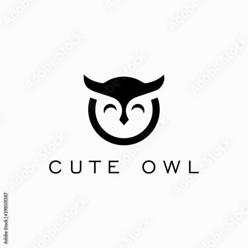 Cute owl logo design premium vector