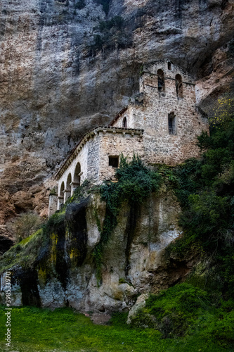 Wallpaper Mural Tobera (Burgos) Torontodigital.ca