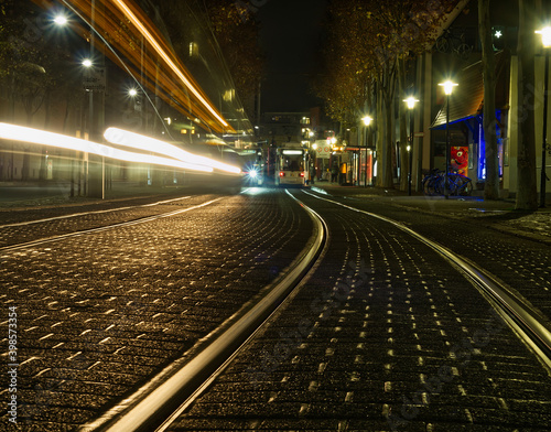 Foto Traffic lights tram with longexposure in downtown germany
