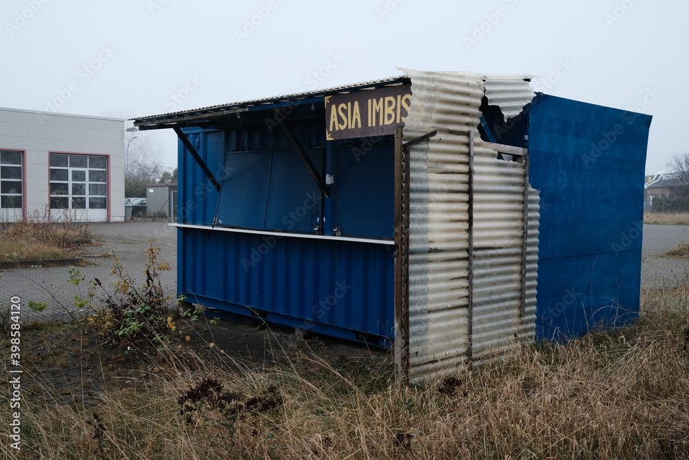 Alter Imbiss im Container Alter Imbiss im Container