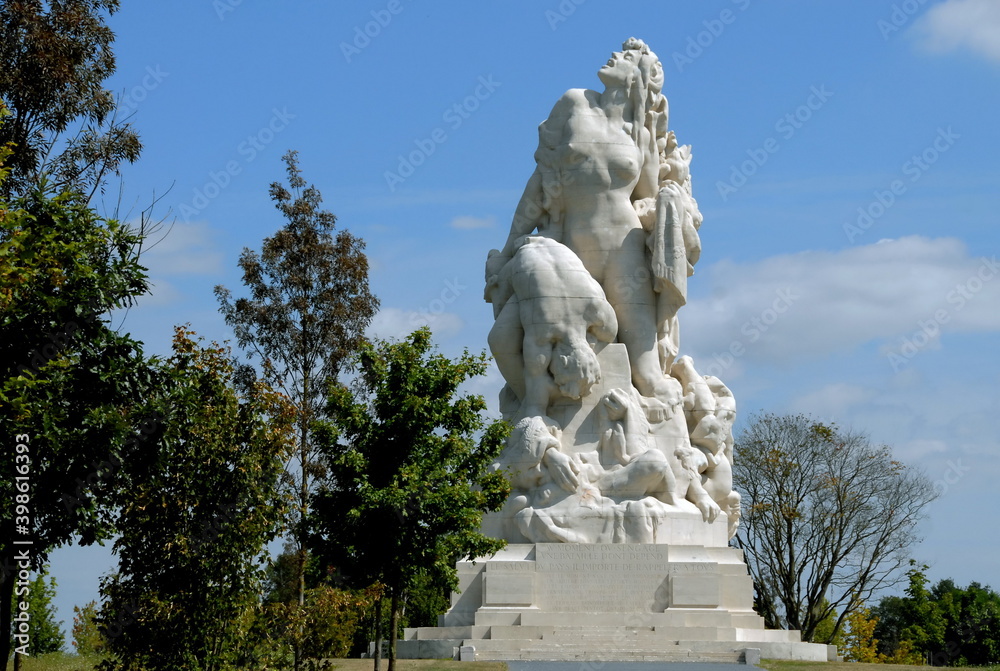 Fototapeta premium Ville de Meaux, monument américain 
