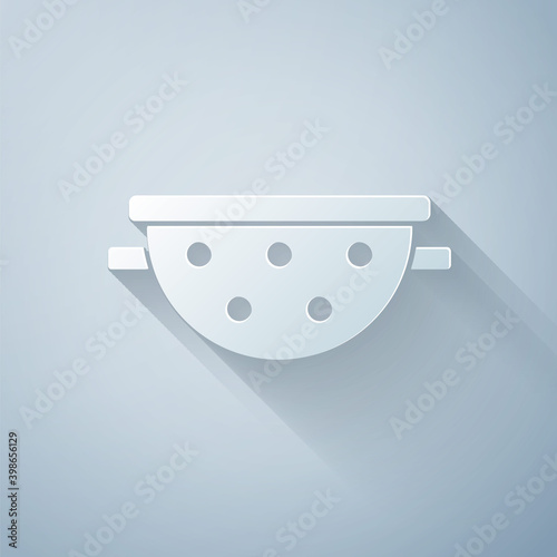 Paper cut Kitchen colander icon isolated on grey background. Cooking utensil. Cutlery sign. Paper art style. Vector.