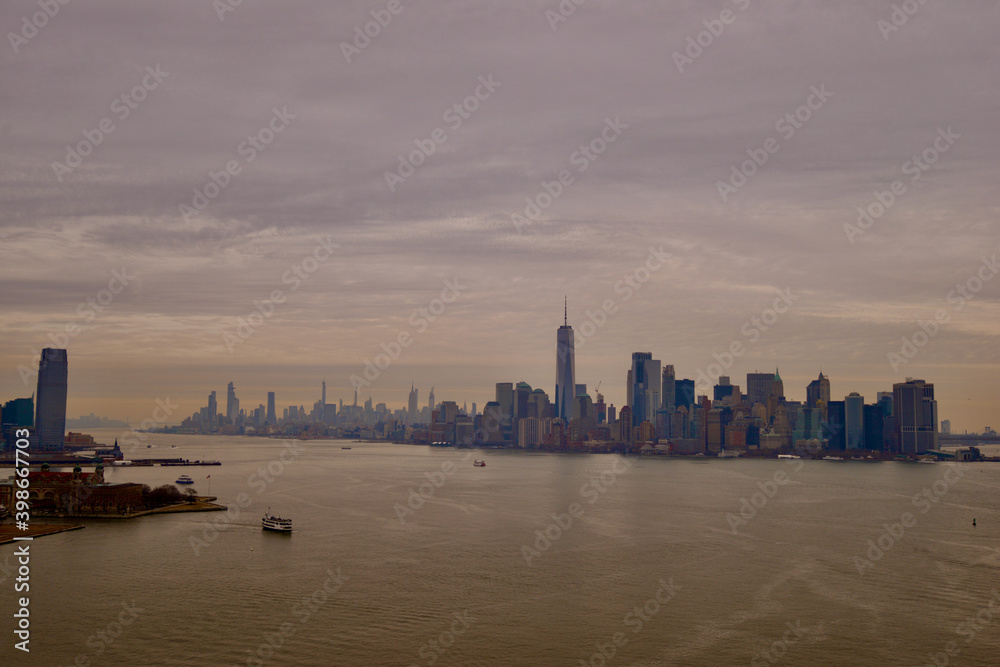 Manhattan city skyline bridge