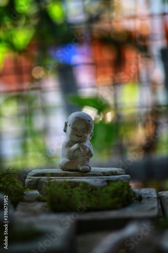 Statuette of a child in the interior