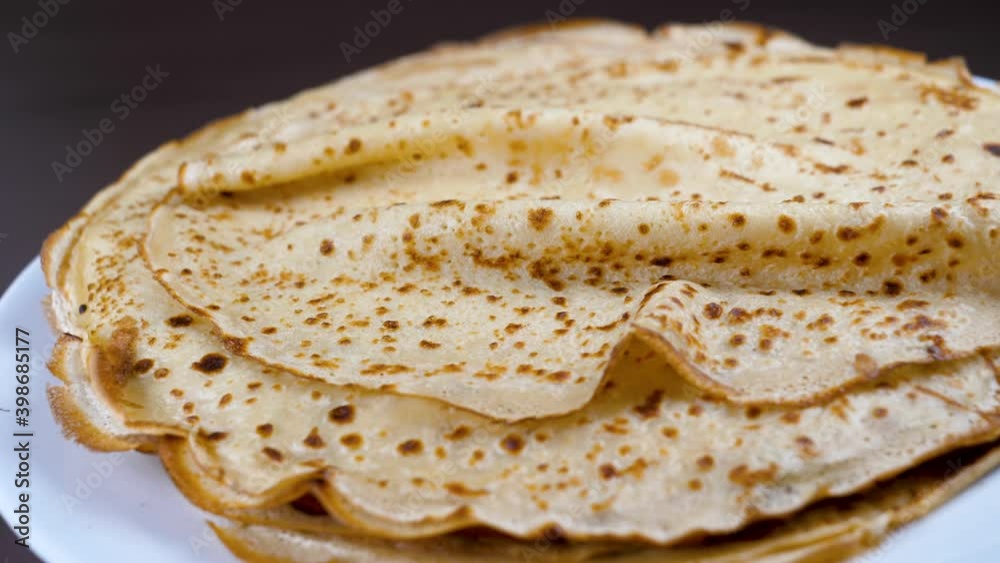 fried crepes rotating