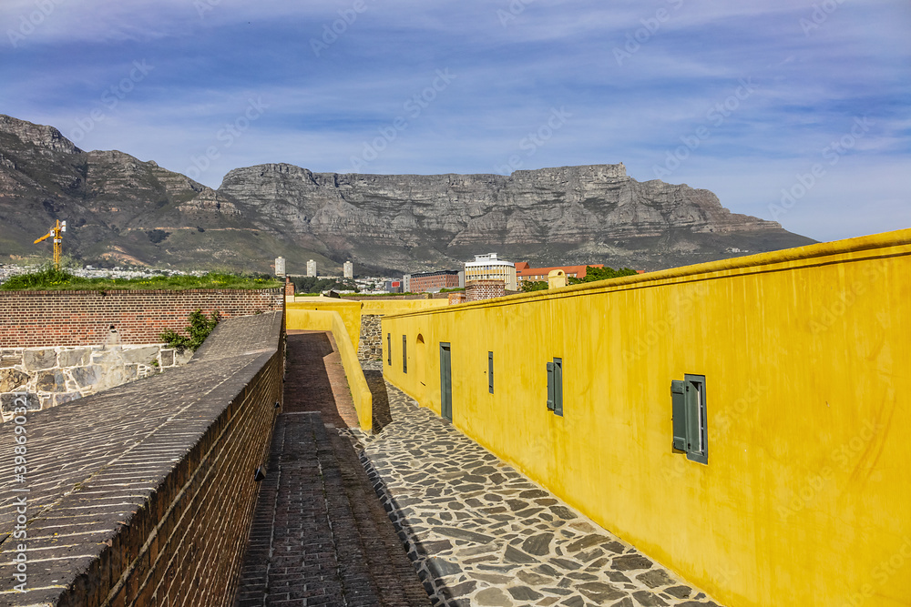 Φωτογραφία Castle of Good Hope or Cape Town Castle (Kasteel die Goeie Hoop) - bastion fort built in the XVII century in Cape Town