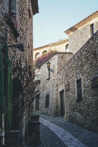 Fototapeta Naklejka Na Ścianę i Meble -  Pals, cozy mediterranean town near Girona.