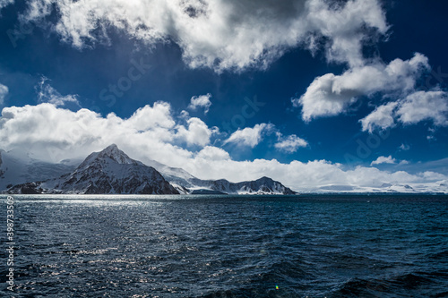 Fotografie Elephant Island (South Shetland Islands) in the Southern Ocean near Antarctica