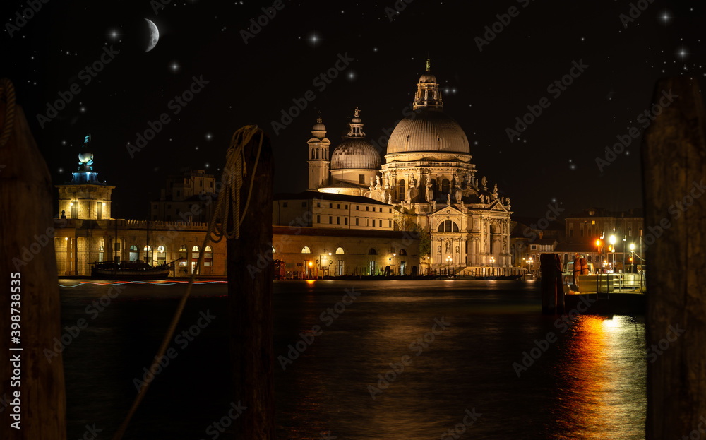 Basilica of Santa Maria della Salute. Venice Night photo.