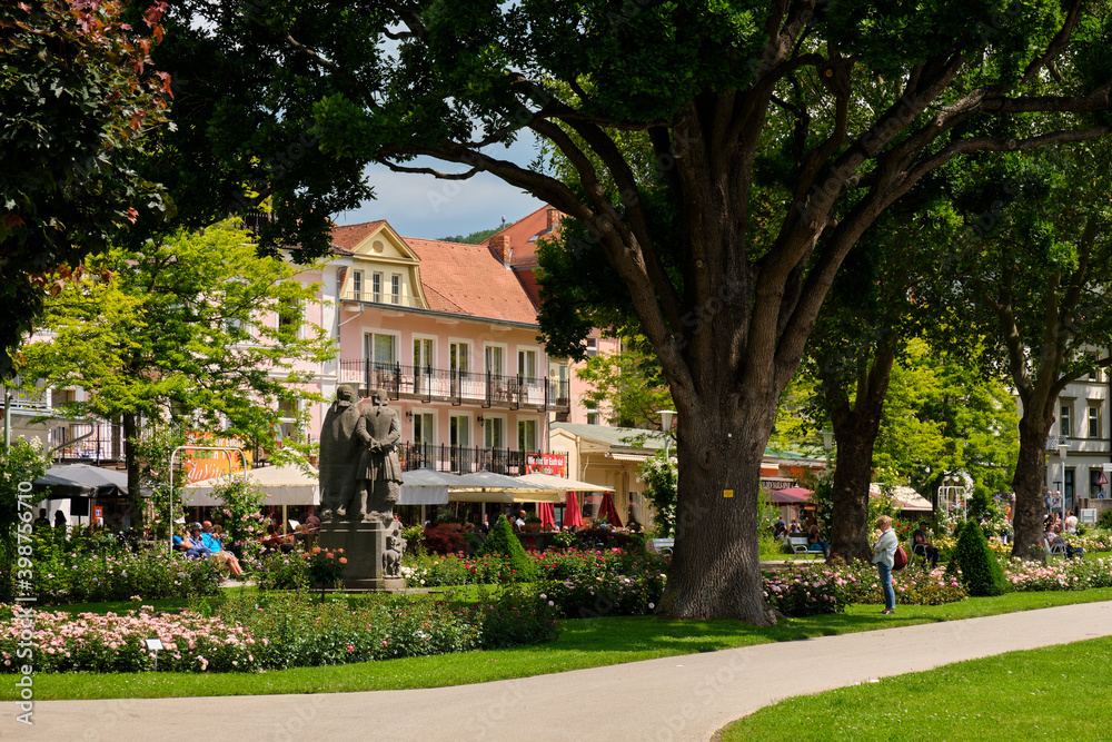 Kurpark und Rosengarten im Staatsbad Bad Kissingen, Unterfranken, Franken, Bayern, Deutschland