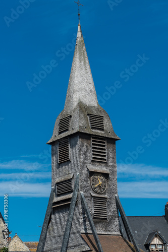 Glockenturm der Kirche Sainte Catherine in Honfleur photo