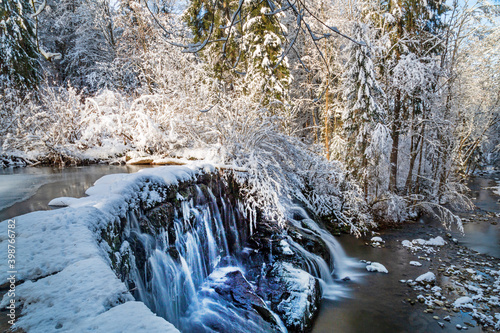 Wasserfall - Allgäu - Winter - Schnee - malerisch  photo