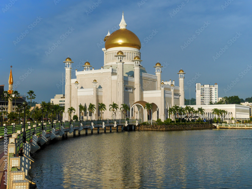 Mosquée Omar Ali Saifuddin à Bandar Seri Begawan, Brunei.