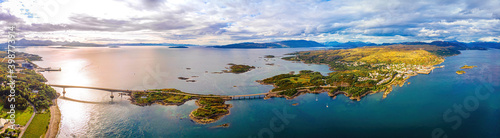 Φωτογραφία Aerial view of Skye bridge and the village of Kyleakin on the Isle of Skye in th