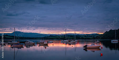 Tableau sur toile Boats at Surise in bantry Ireland