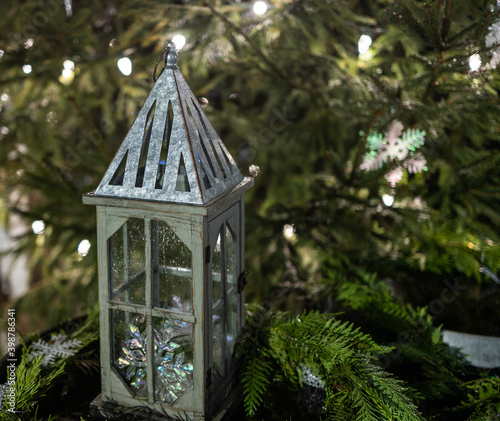 Obraz na płótnie Outdoor vintage Christmas lantern decoration w salonie