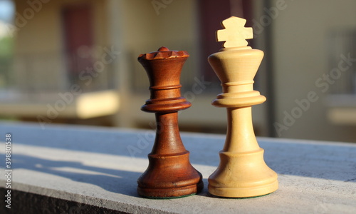 Il re e la regina negli scacchi - gioco di società
