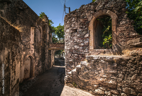 Kalami: the abandoned village of Crete photo