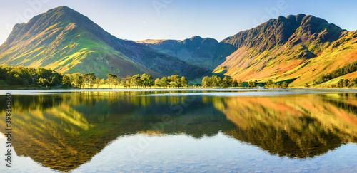 Photo Beautiful morning panorama 
 of Buttermere lake in the Lake District