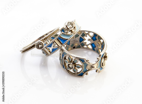 Ring in white gold with diamonds and blue enamel.