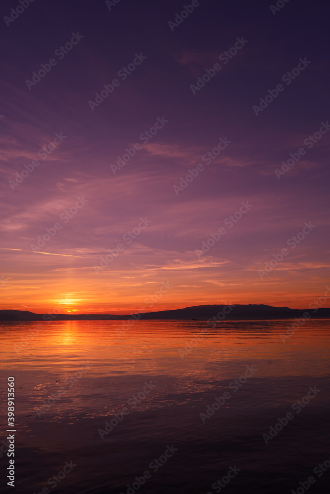 Obraz premium Sonnenuntergang am Bodensee (Insel Reichenau)