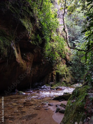 hiking, water and mountains of the world
senderismo, agua y montañas del mundo