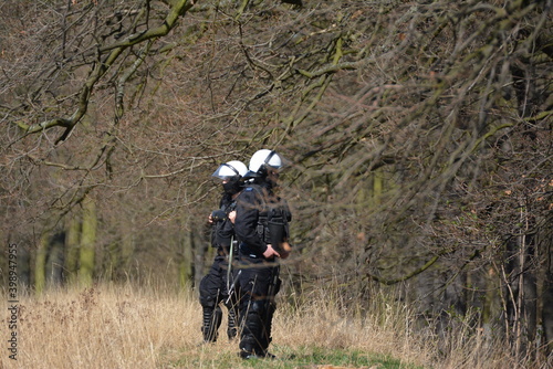 Akcja poszukiwawcza policji na granicy z białorusią. 