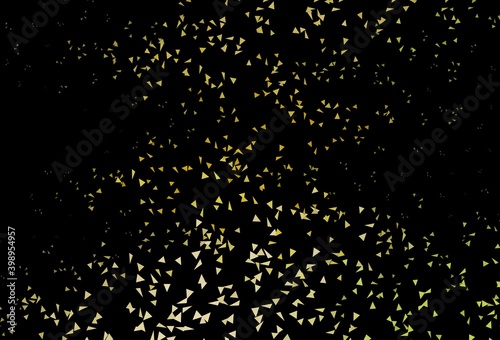 Dark Green, Yellow vector backdrop with lines, triangles.