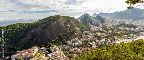 Obraz na płótnie A panoramic view from Mount Urca (Morra da Urca) in Rio de Janeiro on a sunny day. w salonie