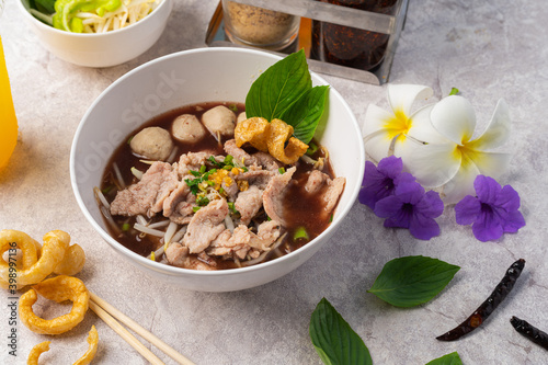 Vegetable and pork with blood soup