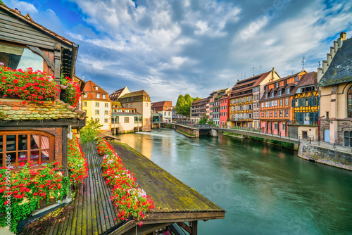 Fototapeta Naklejka Na Ścianę i Meble -  Quaint timbered houses of Petite France in Strasbourg, France. French traditional houses at Strasbourg, France