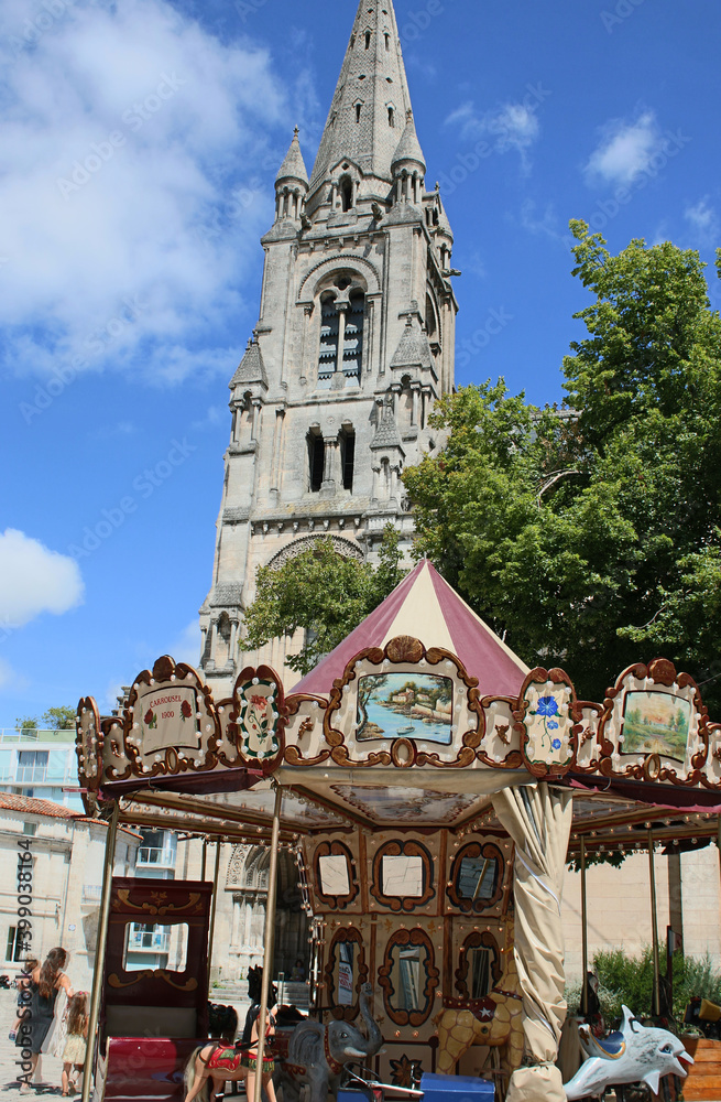 Angoulême - Église Saint Martial