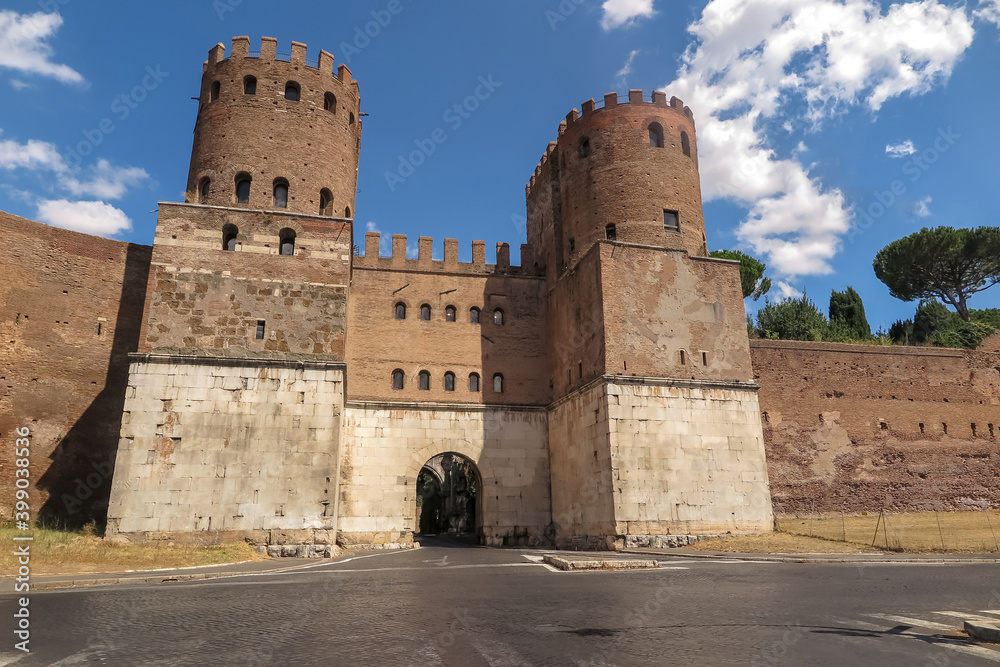 Porta San Sebastiano or Porta Ápia, the largest and best preserved door in the Aurelian Wall in Rome, Italy.
