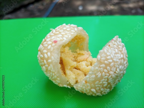Onde-onde can be found in traditional markets photo