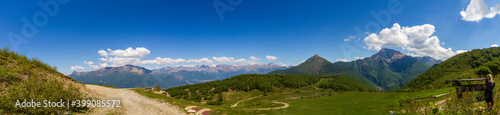 Fototapeta Naklejka Na Ścianę i Meble -  panorama of the mountain