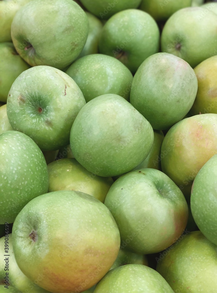 set of apples. fresh apples harvest for food patterns 