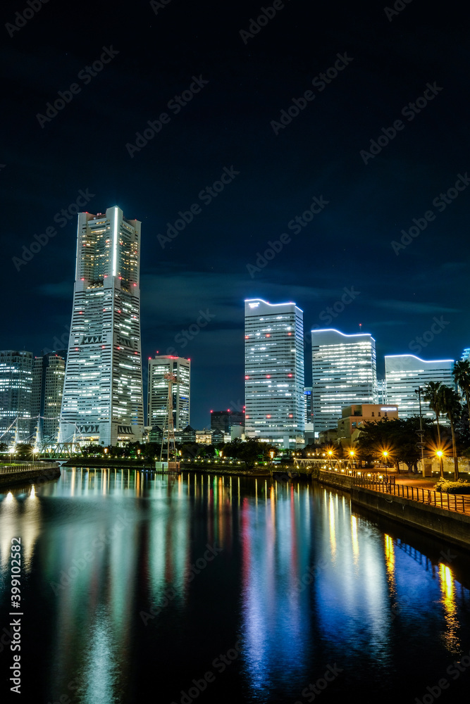 大さん橋からの横浜みなとみらいの夜景