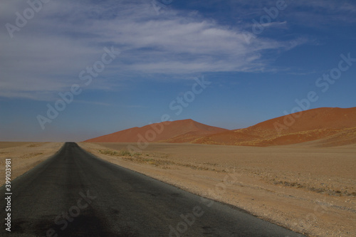 Fahrt zur Big Daddy Düne in Namibia nahe Deadvlei, dem Tal des Todes