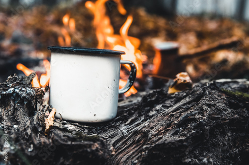 Making coffee at the stake. Make coffee or tea on the fire of nature. Burned fire. A place for fire.