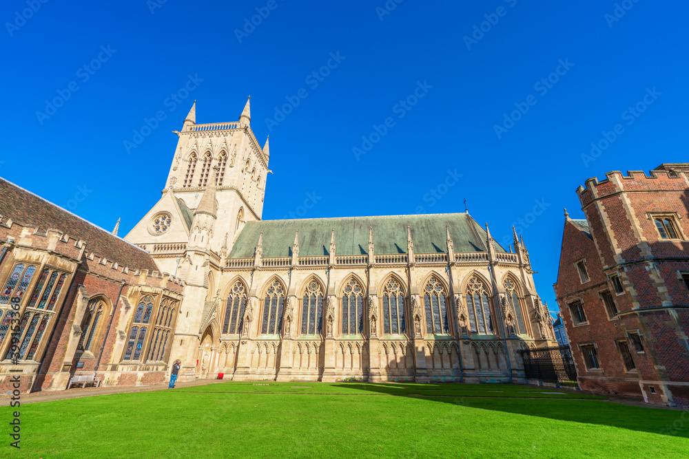 Fototapeta premium St. John's chapel in Cambridge at sunny day. England