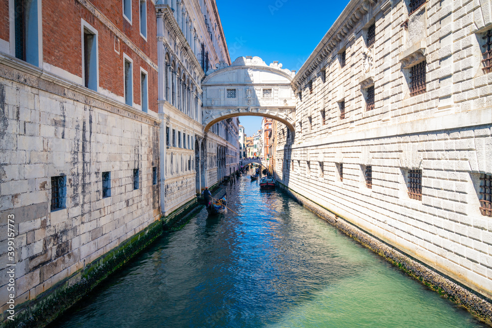 Obraz premium Bridge of Sights in Venice. Italy