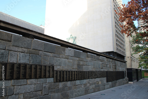 Canvas Print jewish memorial in paris in france